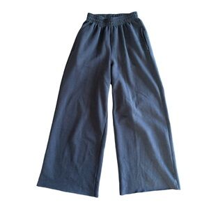 Wide-leg high waisted charcoal fleece pants - LIKE NEW!